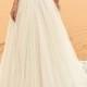 Fantastic Tulle Off-the-shoulder Neckline A-line Wedding Dress With Lace Appliques