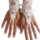 Lace gloves, bridal gloves, wedding gloves, ivory gloves, bridal gift, floral pattern, 3d flower, pearl flower, lace gloves, bridetobe
