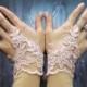 Pink Wedding Gloves, Bridal Gloves, Lace Fingerless Gloves, Bridal Short Gloves, Wedding Accessories, Handmade Wedding Gifts, Alencon Gloves
