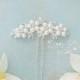 Silver pearl and crystal bridal hairpin. Dainty wedding hair pin. White clear crystal bridal hair clip. Silver pearl hair U pin