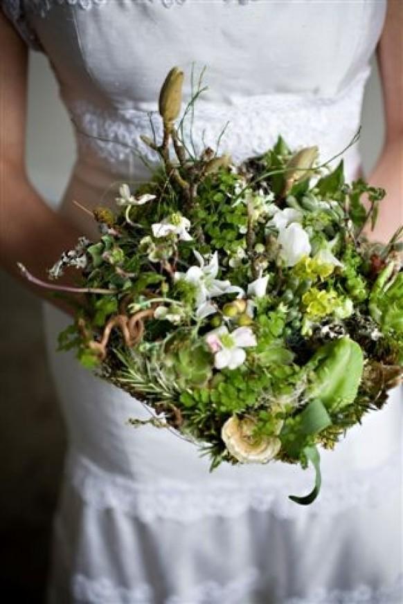 wedding photo - Woodland bouquet