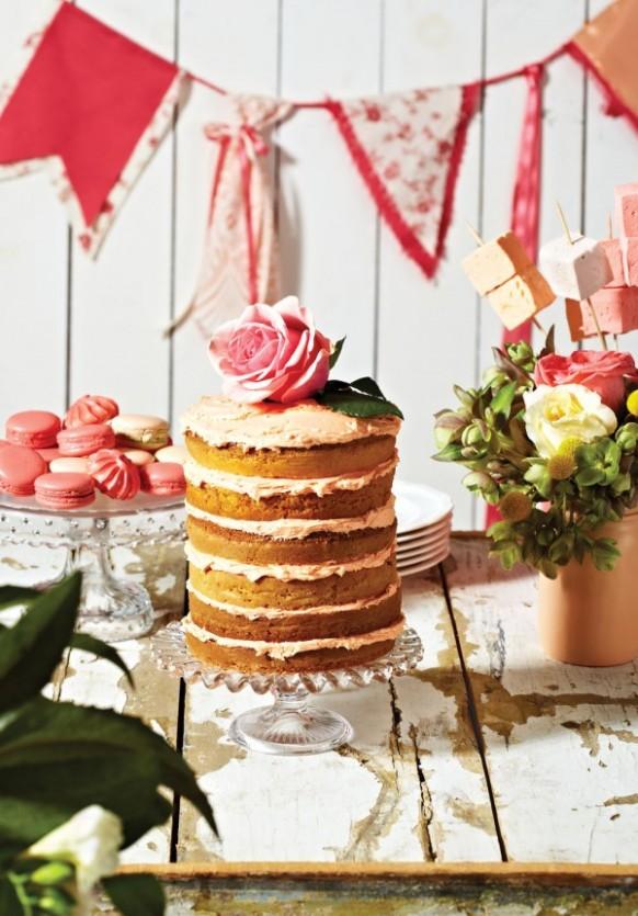 wedding photo - Wedding Cakes To Suit Every Type of Venue