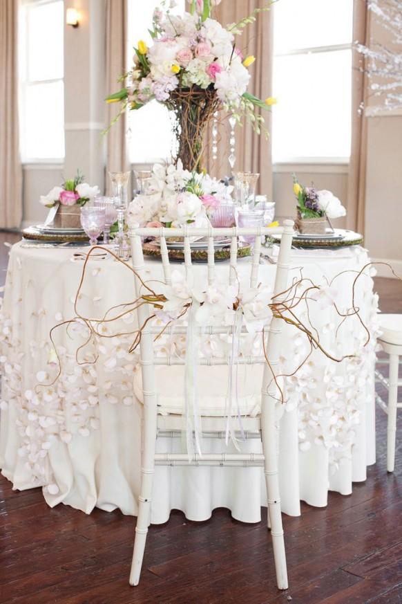 garden-inspired-wedding-centerpiece-ideas-weddbook