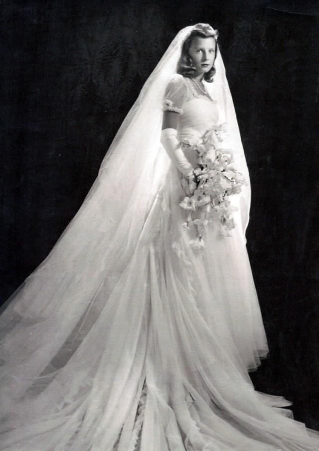 Chic Vintage Bride – Anne McDonnell