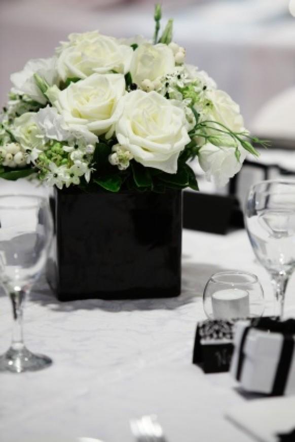 arrangement in black and white essay Dorothy parker’s “arrangement in black and white” is set during a dinner party for the host’s friend, walter williams, an african american musician. arrangement in black and white essay Dorothy parker’s “arrangement in black and white” is set during a dinner party for the host’s friend, walter williams, an african american musician.