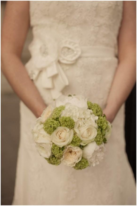Romantic Couple Elope To Paris By Juliane Berry Weddbook