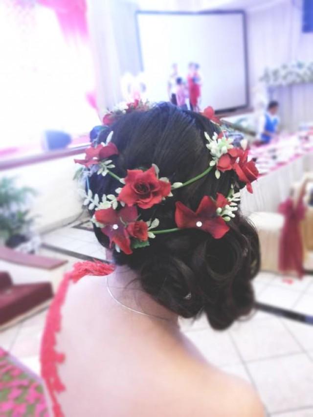 wedding photo - flower crown
