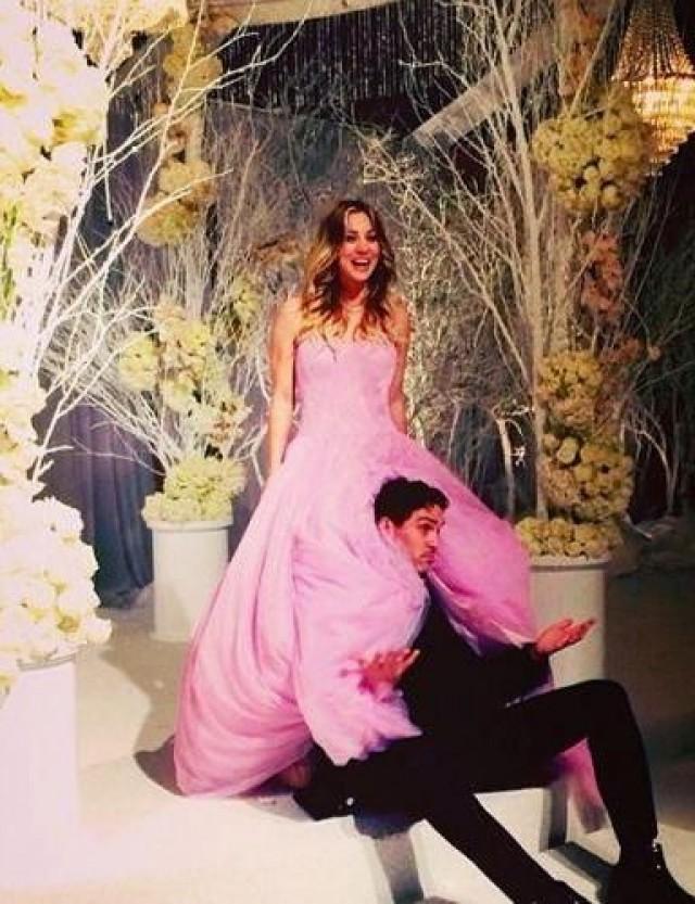 Kaley Cuoco Starts The Year Off With A Bang & A Pink Wedding Dress