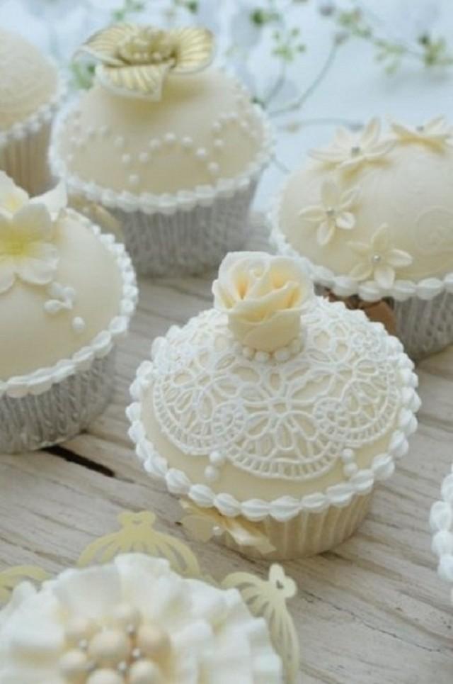 Bridal Cupcakes 