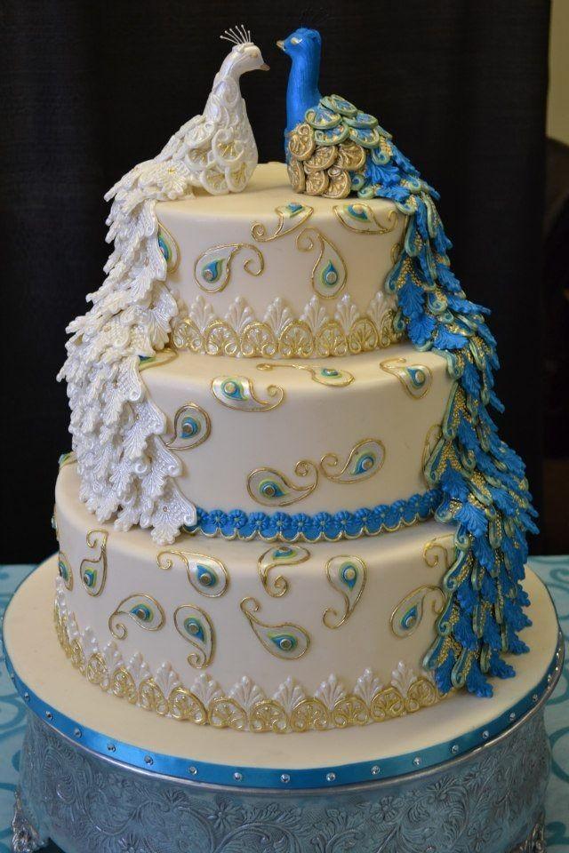 wedding photo - Peacock Wedding Cake 