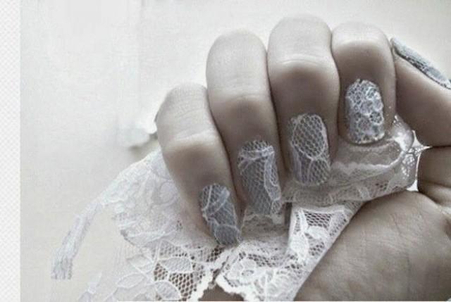 wedding photo - Trendy Wedding Nail Art Designs 2014 