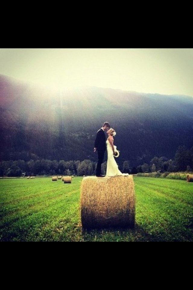 wedding photo - Country Western mariage Inspiration