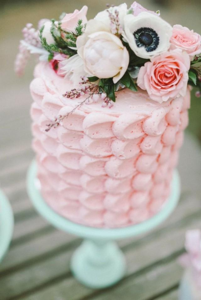 2014 Wedding Cake Trends 4 Soft Coloured Cakes Bridal Musings Weddbook