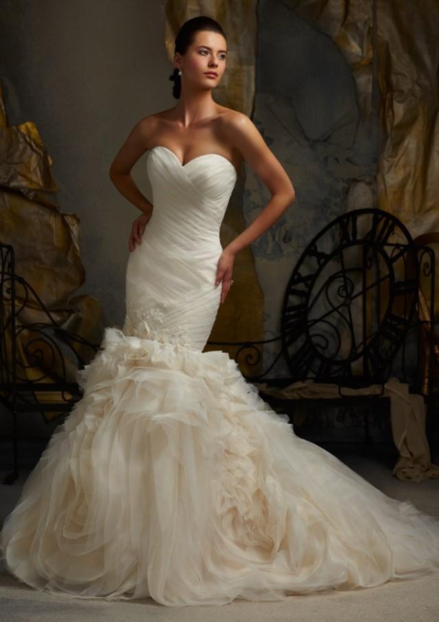 wedding photo - Wanweier - custom wedding dress, Cheap Embroidered Lace on Softly Sculptured Tulle Online Sales in 58weddingdress