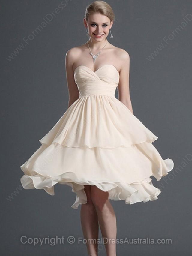 wedding photo - A-line Chiffon Sweetheart Ruffles Knee-length Formal Dresses