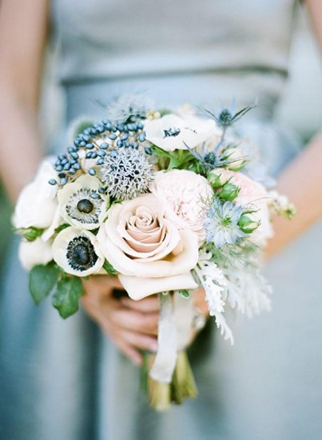 Viburnum Berries Wedding Bouquet And Arrangement Ideas: In Season Now
