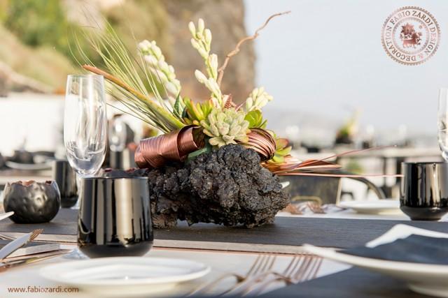wedding photo - Private dinner in Santorini