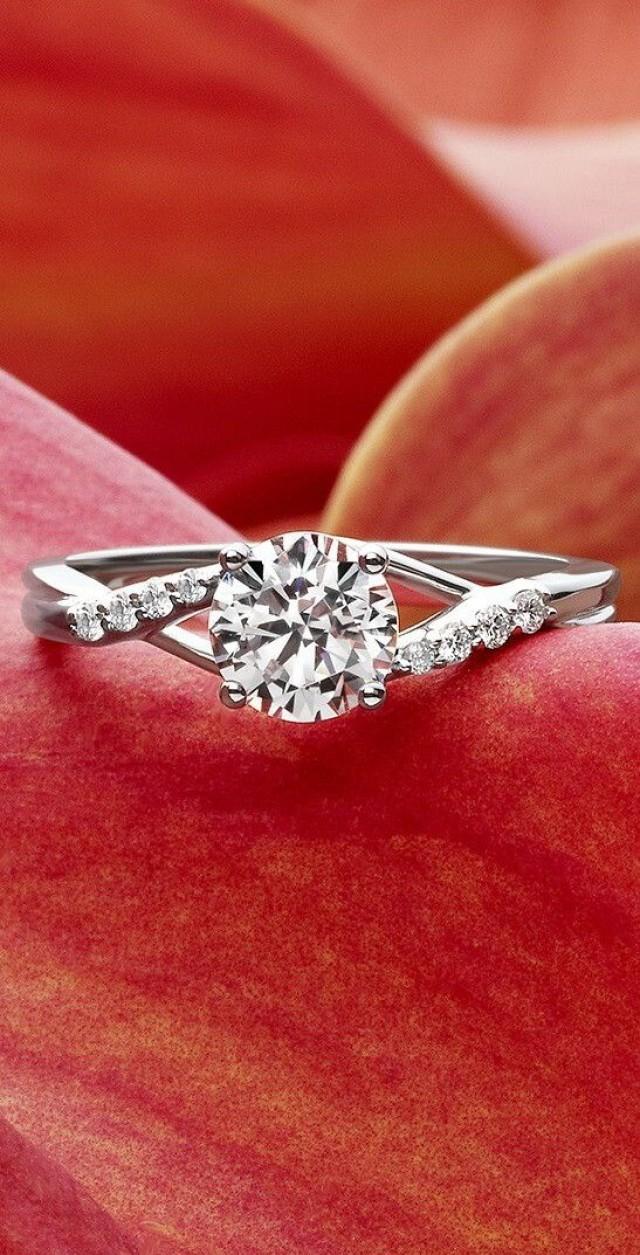 Wedding: Rings