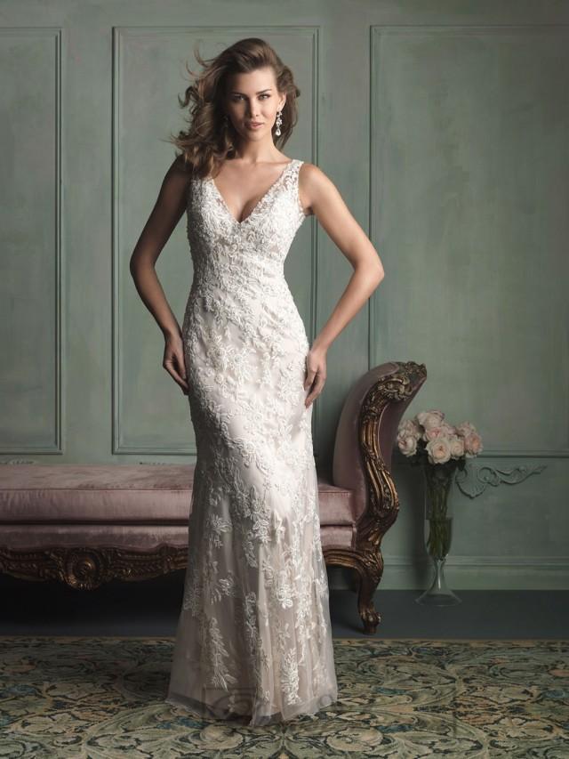 wedding photo - Romantic Lace Appliques V-neck and V-back Floor Length Wedding Dresses