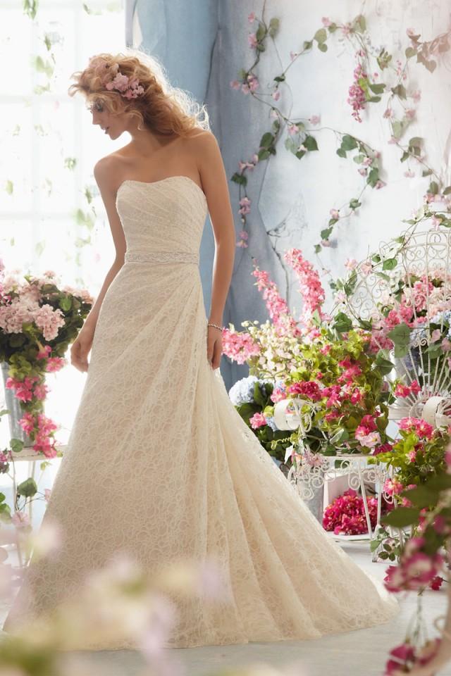 wedding photo - wedding dress