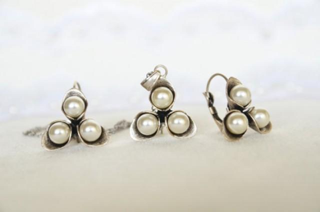 wedding photo - #wedding #bridal #bridesmaids #jewelry #necklace #earrings #rhinestone #pearl