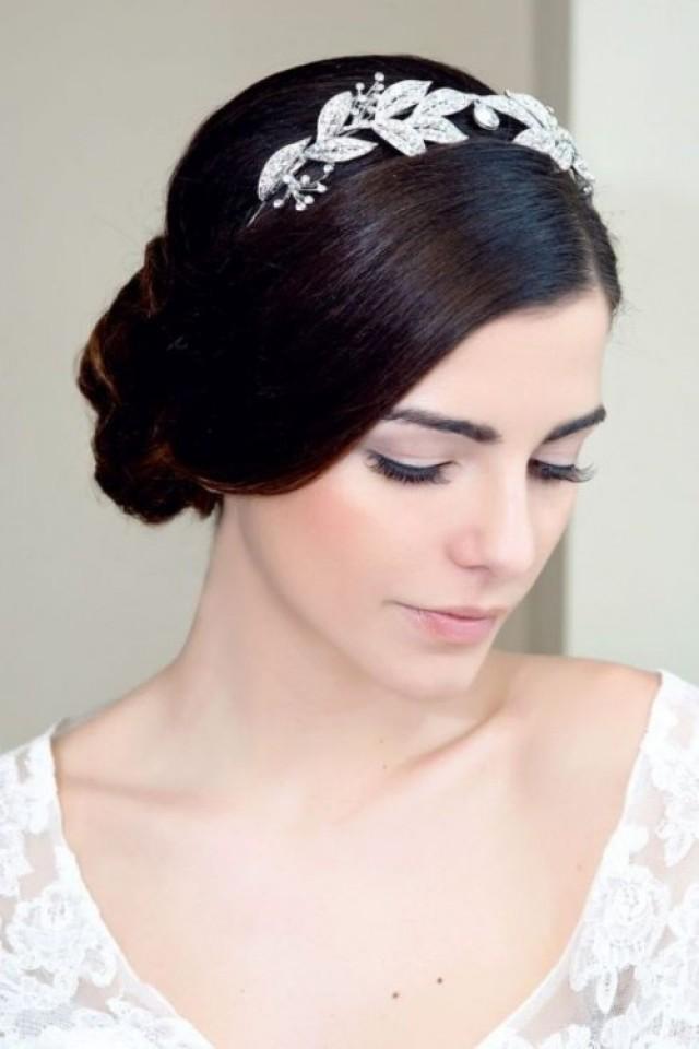 23 Breathtaking Bridal Headbands That We Love Weddingomania Weddbook