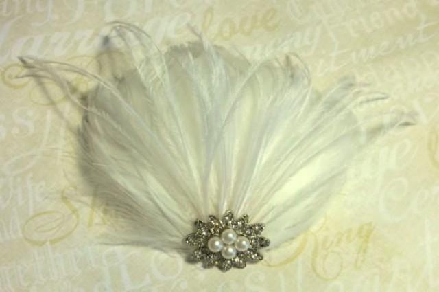 wedding photo - Wedding Vintage Style Bridal Fascinator, white or ivory feather fascinator, CHOICE of jeweled center, hair clip accessory