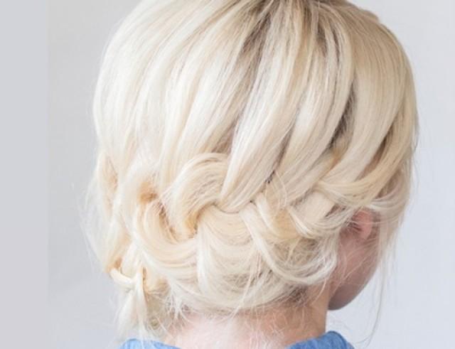 Updo Hair Model 4 Weddbook
