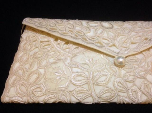 wedding photo - Champagne Lace Clutch Purse with zipper, Envelope Clutch Purse, Philippines Cutwork Embroidery, Bridal Clutch Purse,Wedding Clutch, Set of 4 from ADARNA GALLERY