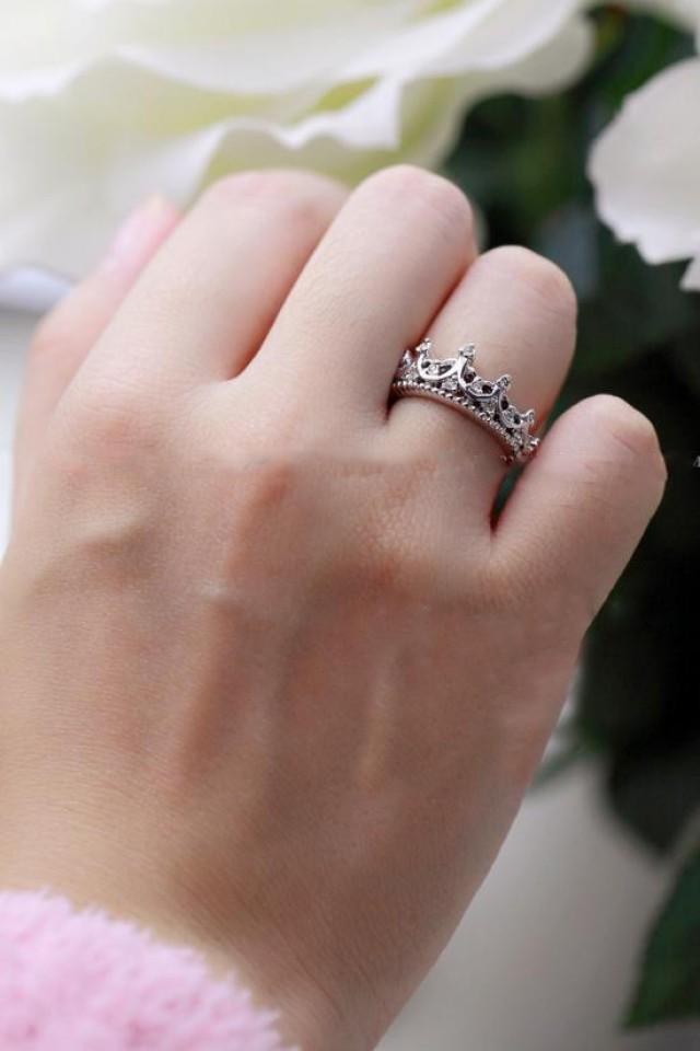 wedding photo - Vintage Silver Plated Crown Ring - Wishbop.com