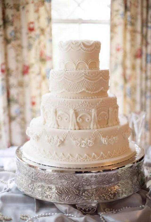 30 Chic Vintage Style Wedding Cakes With An Old World Feel