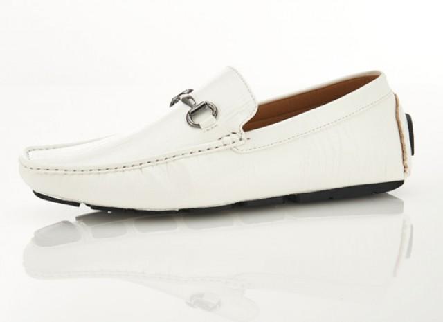 wedding photo - Mens Driver White Horsebit Loafer Shoes