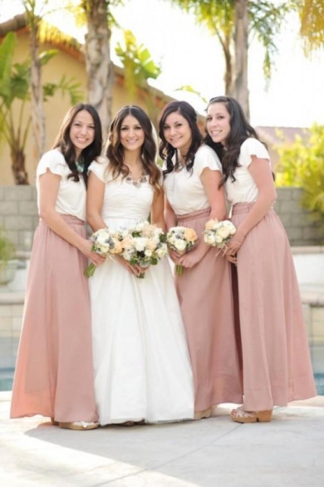 17 Pretty Maxi Skirt Bridesmaids' Style Ideas Weddingomania Weddbook