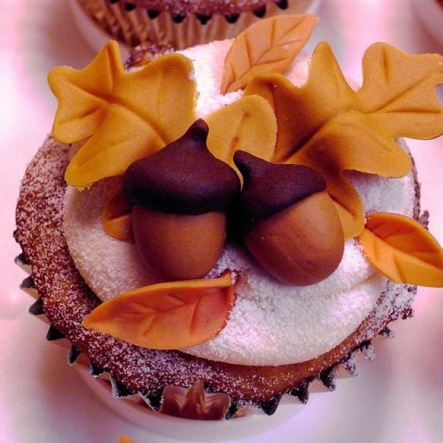 Image result for acorn cupcakes