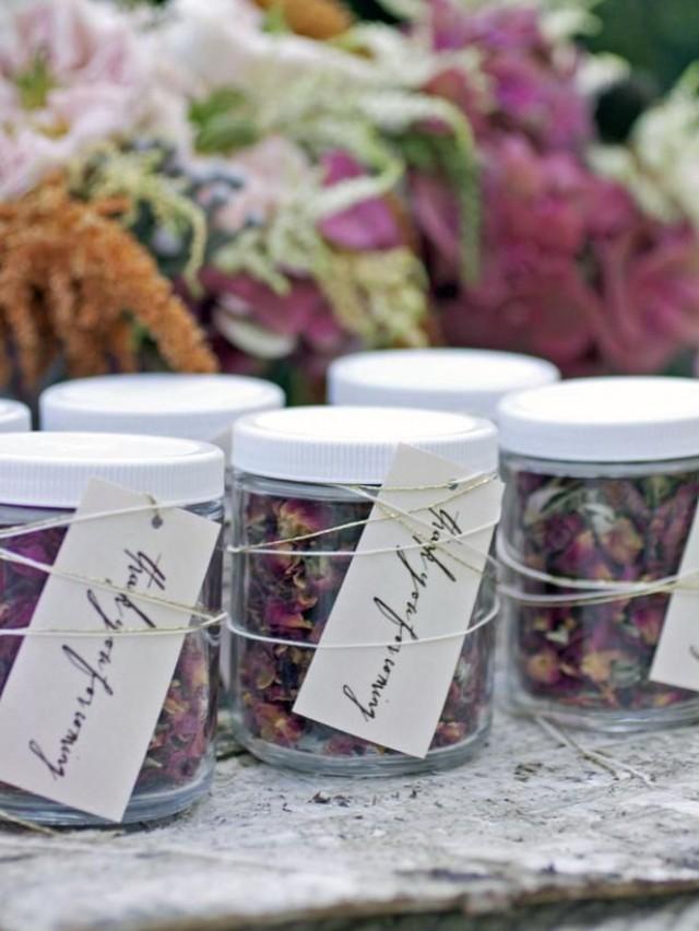 DIY Wedding Favors