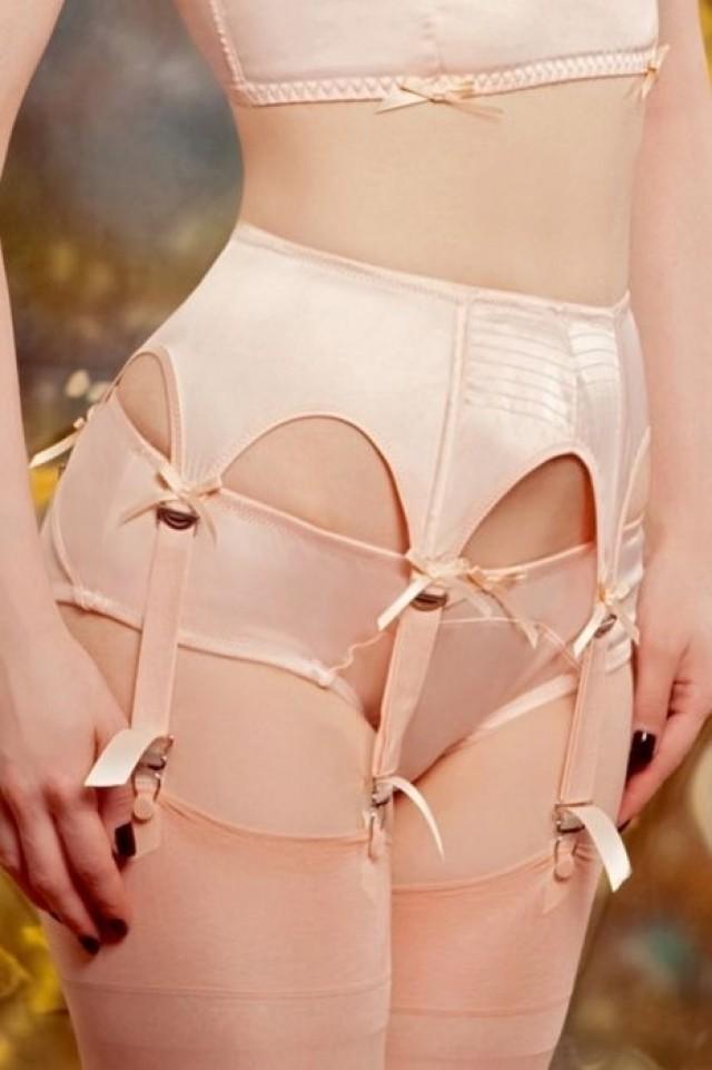 Трусы и пояс для чулок белые-XXXL 3305210 - Soft Line collection - Пояса для чулок - Купить