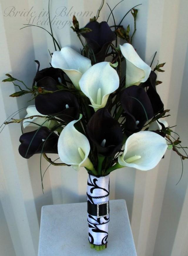 wedding photo - Black Wedding Bouquet Ideas