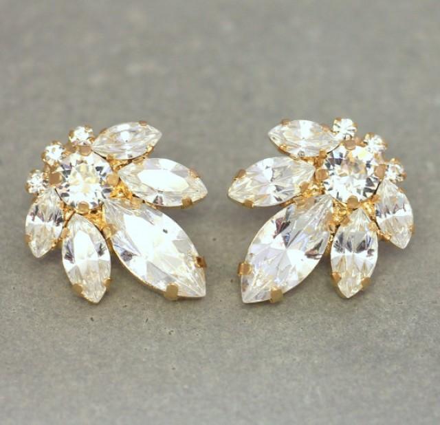 wedding photo - Bridal Stud Earrings,Swarovski Crystal Earrings,White Crystal Cluster Stud Earrings,Bridesmaids Swarovski Earrings,Bridal Crystal Earrings