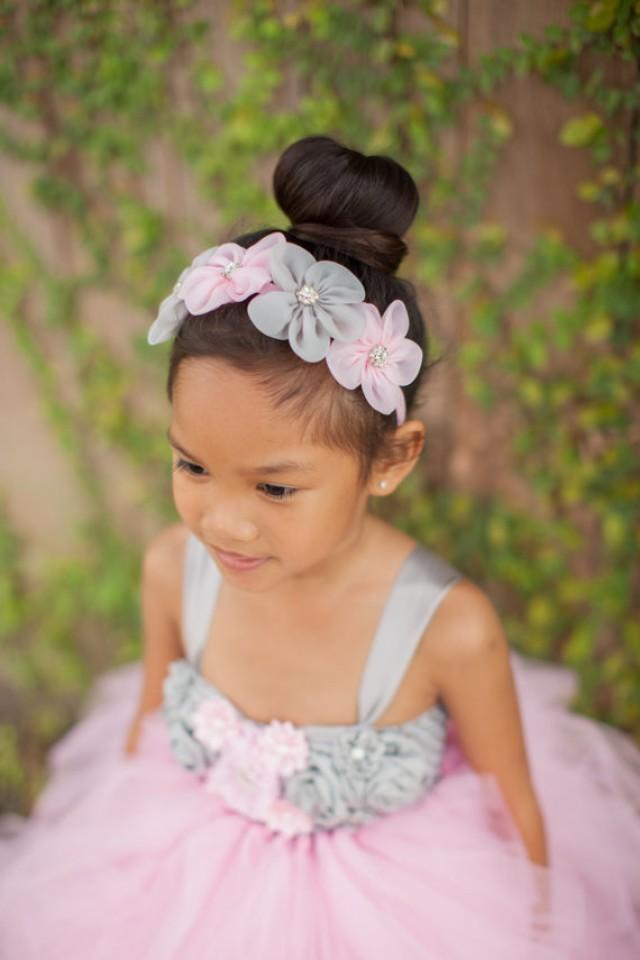 You are here Little Girls' Headbands. Showing 40 of results that match your query. Search Product Result. Product - Girl Party Headdress Decorative Flower Hairband Kids Girls Headbands Headwear. Product - ModaStyle 10 Pieces Baby Headbands Girl Headband Head Wear Flower Multicolored. Product Image. Price $ 9. Product Title.