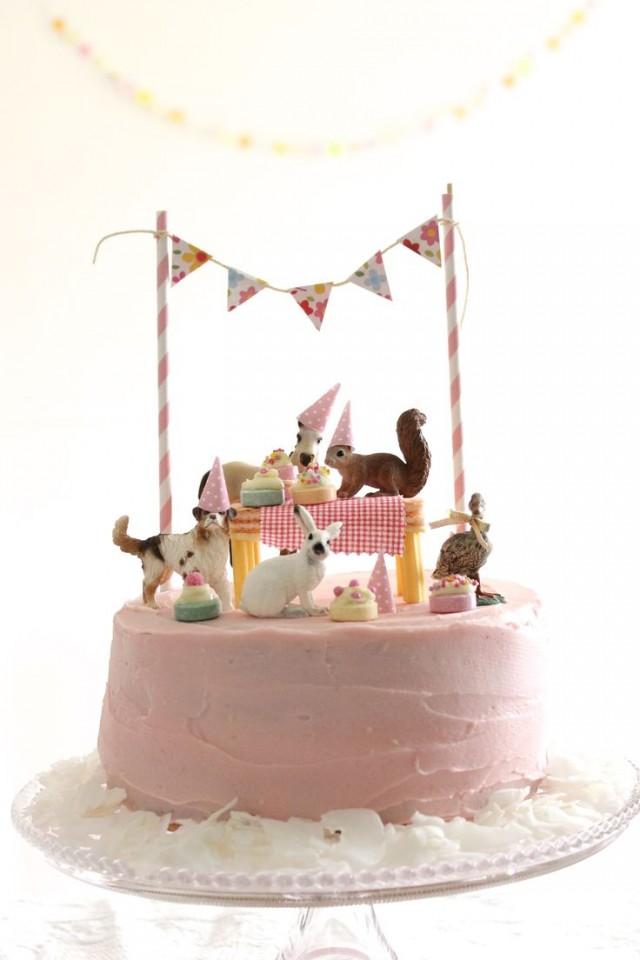 18 Easy Cake Decorating Ideas To Amp Up A Store-bought ...