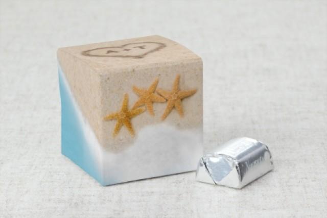 wedding photo - Names Written in the Sand Favor Boxes