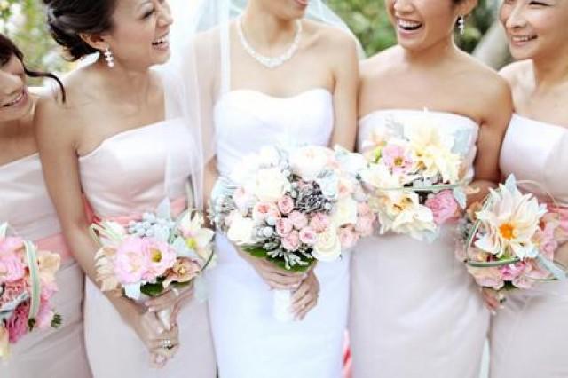 wedding photo - How to choose the florist for your wedding day?