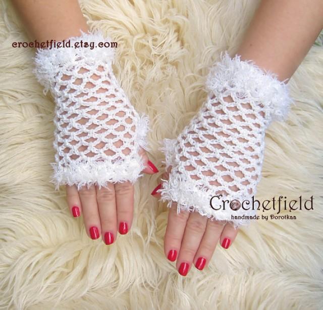 wedding photo - White Crochet Mittens, Fingerless Gloves, Lace Hand warmers, Wrist Cuffs ,Gift for her, Women's Fashion Accessory