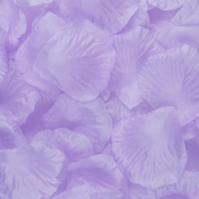 wedding photo - 1000 pcs Lavender Silk Rose Petals Lilac Flower Petals For Wedding Cake Table Centerpiece Decor