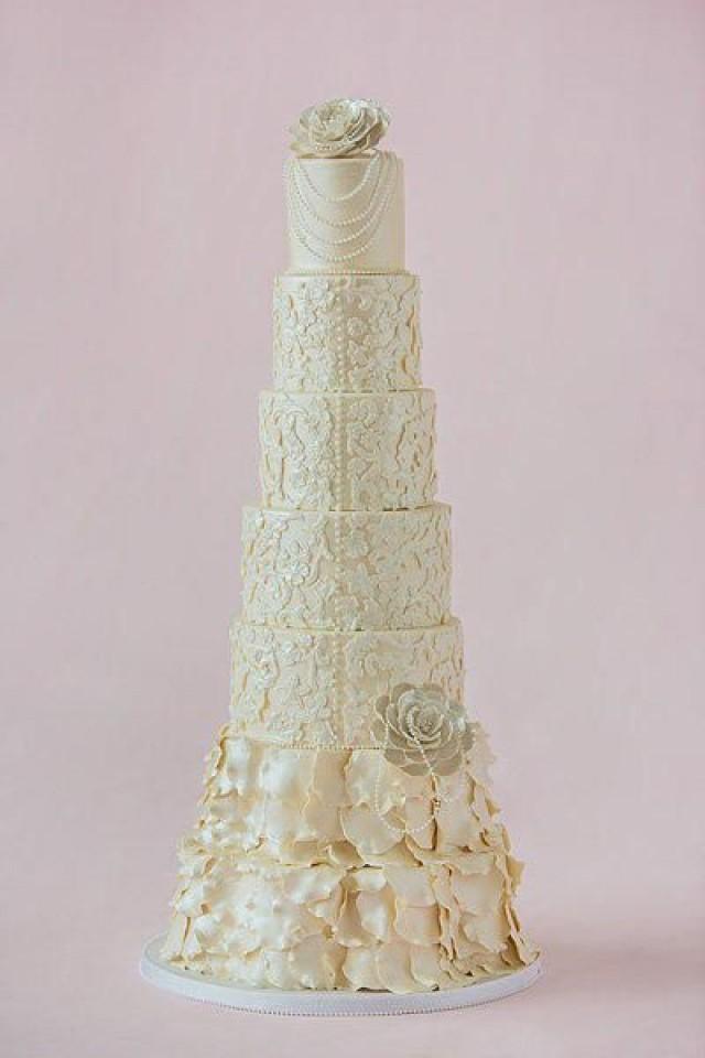 wedding photo - Elegant Modern Vintage Wedding Cake