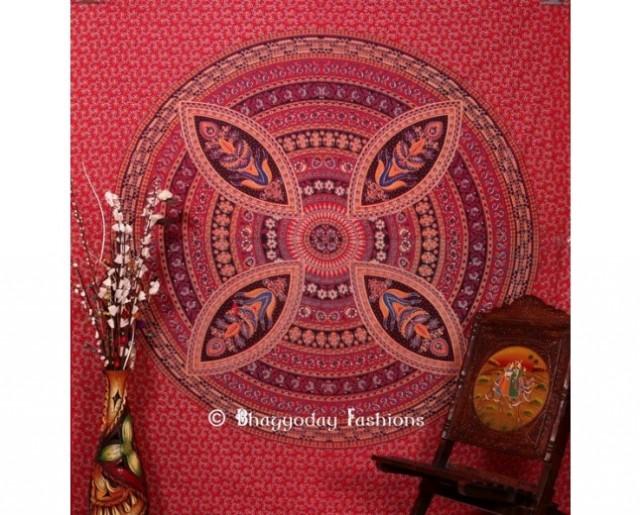 wedding photo - Red Flower Mandala Psychedelic Tapestry Bedding