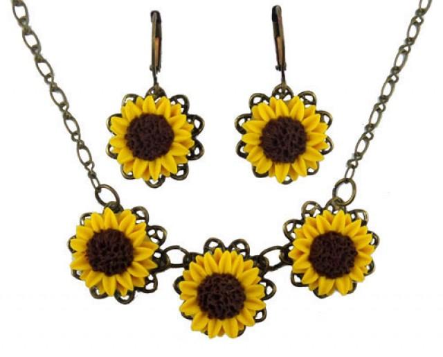 wedding photo - Three Yellow Sunflowers Jewelry Se