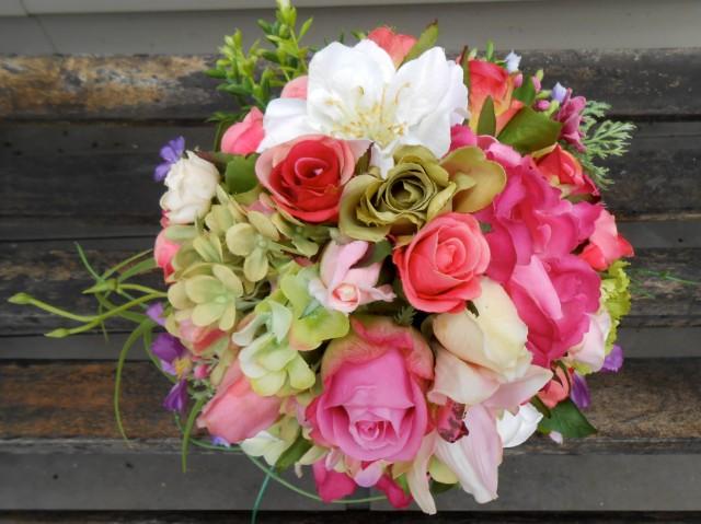Pink Garden Rose And Hydrangea Bouquet pink garden rose and hydrangea bouquet - home design ideas Pink Garden Rose And Hydrangea Bouquet pink garden rose and hydrangea bouquet - home design ideas