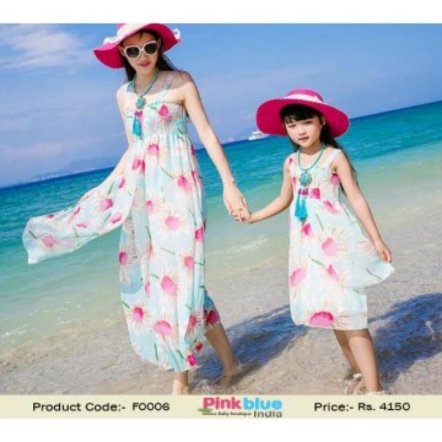 wedding photo - Cute Mother and Daughter Matching Clothing