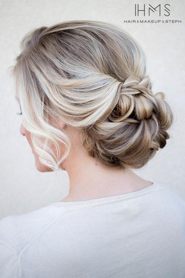 wedding photo - A perfect hairstyle
